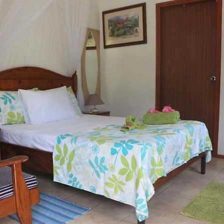 Garden Hut Διαμέρισμα Victoria Εξωτερικό φωτογραφία